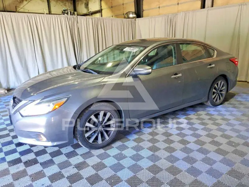 2017 Nissan ALTIMA photo