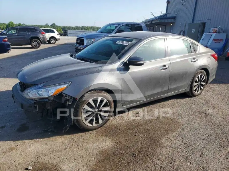2017 Nissan ALTIMA фото