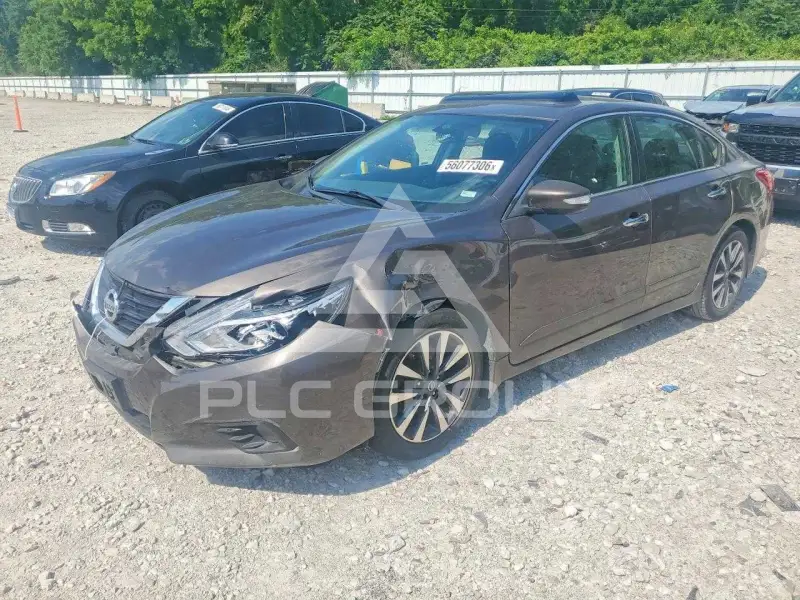 2017 Nissan ALTIMA photo
