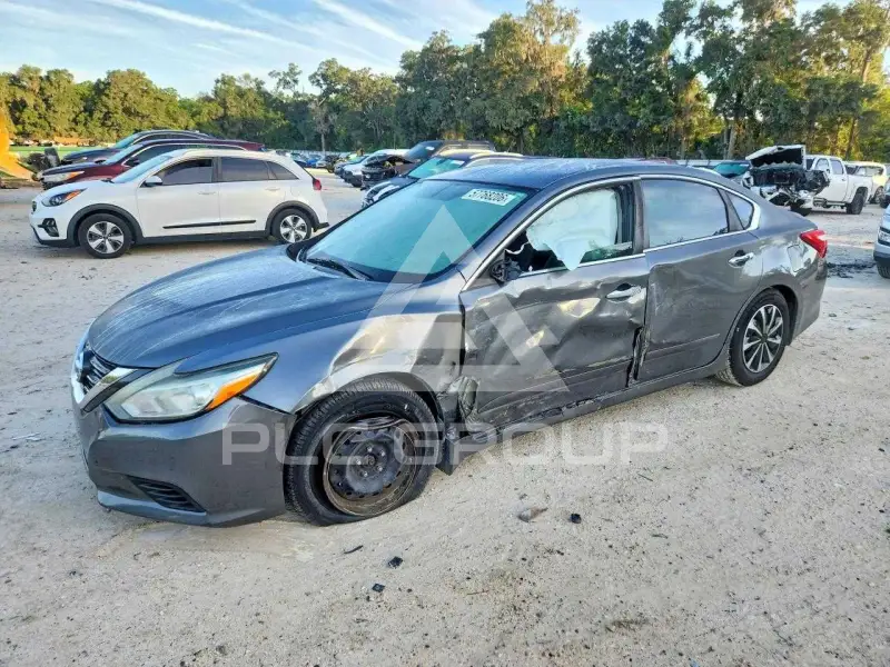 2017 Nissan ALTIMA фото