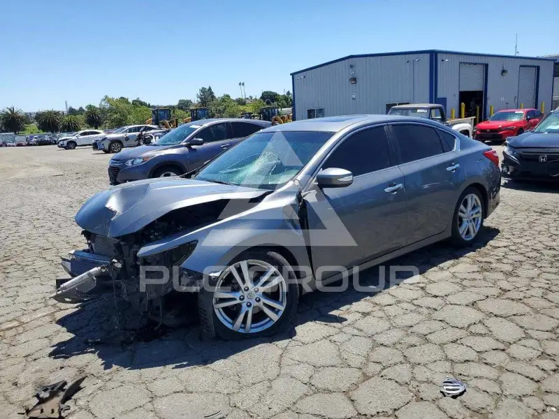 2017 Nissan ALTIMA фото