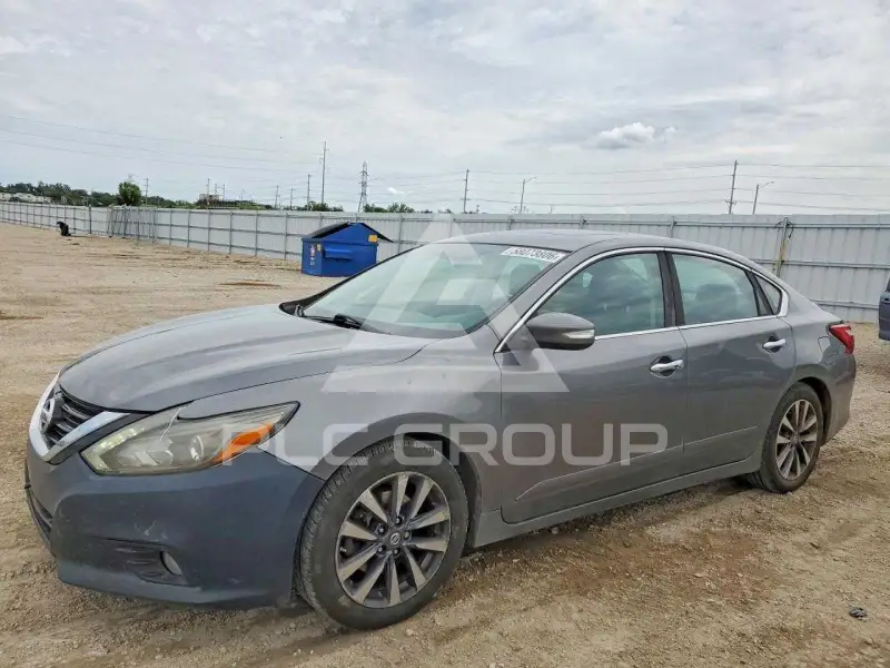 2017 Nissan ALTIMA photo