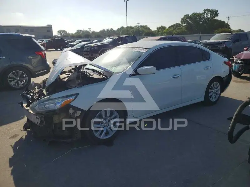2017 Nissan ALTIMA photo