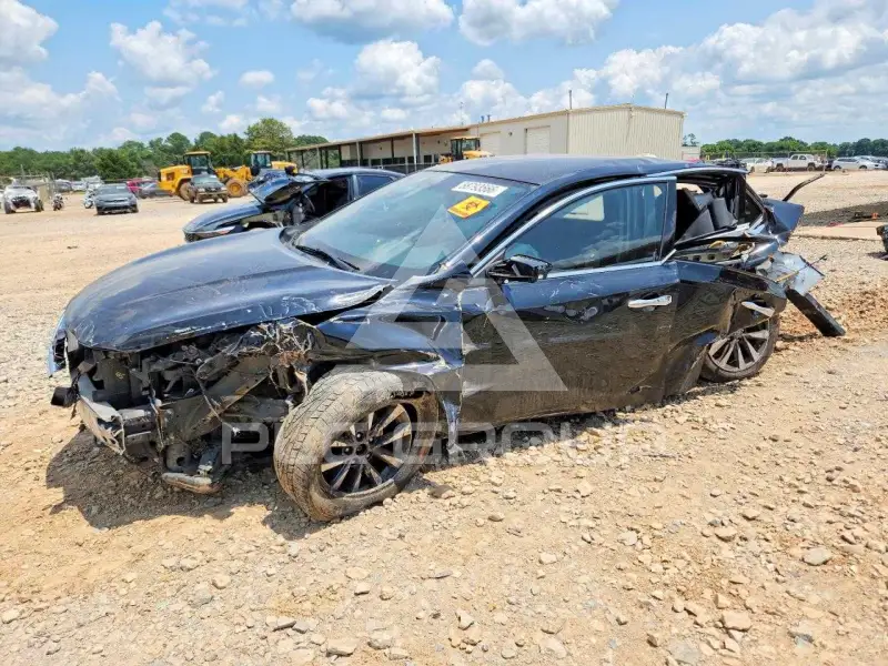 2017 Nissan ALTIMA фото