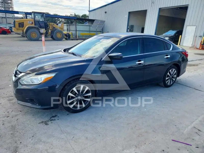 2017 Nissan ALTIMA фото