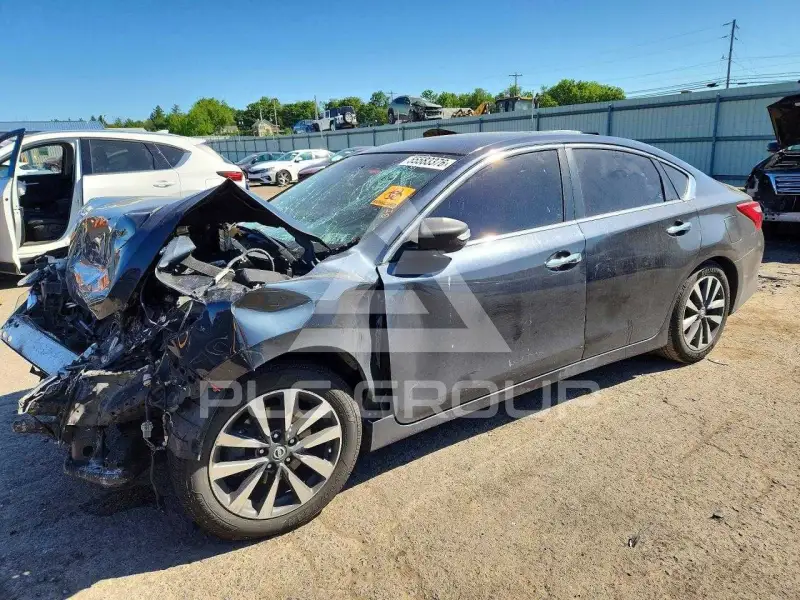 2017 Nissan ALTIMA фото