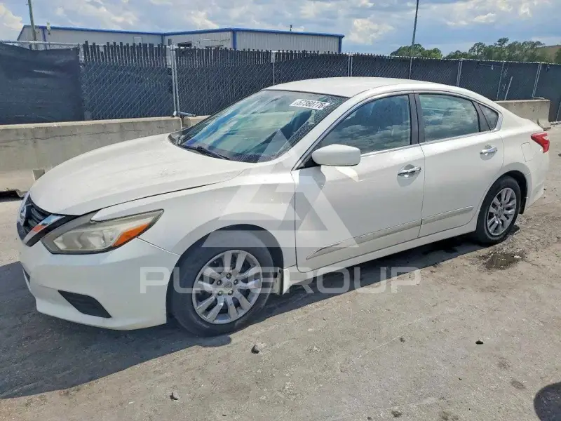 2017 Nissan ALTIMA фото