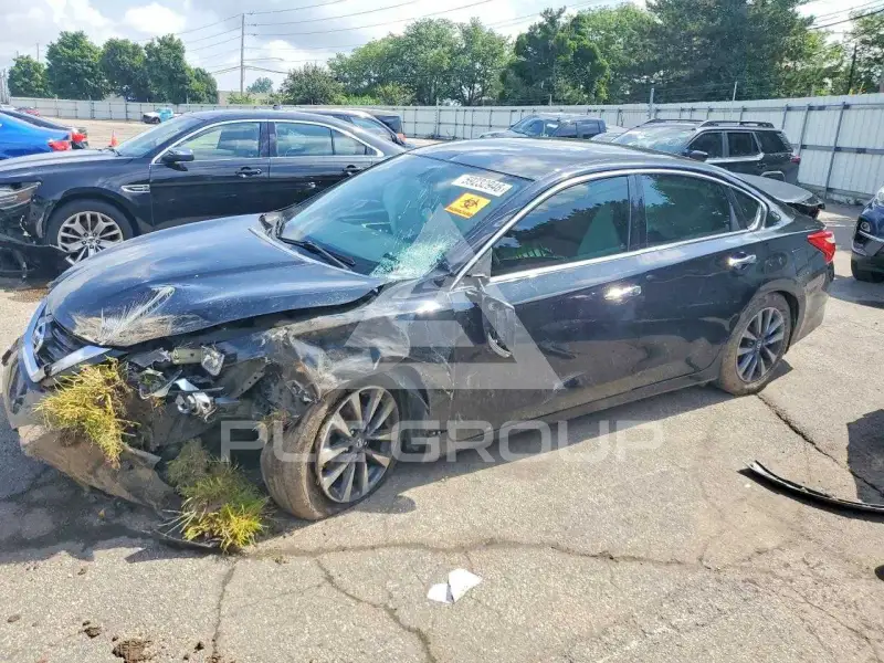 2017 Nissan ALTIMA фото