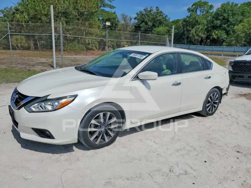 2017 Nissan ALTIMA фото