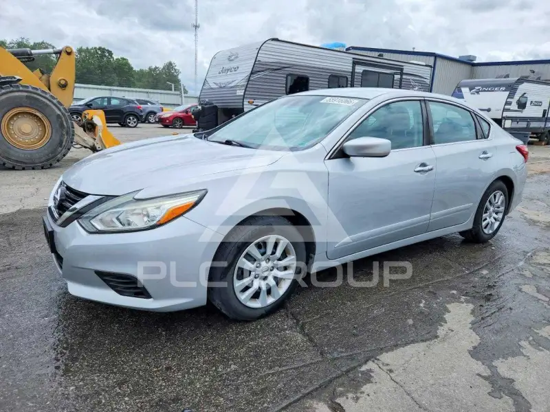 2017 Nissan ALTIMA фото