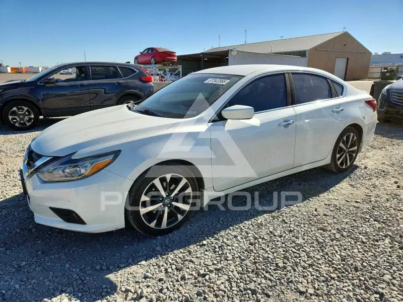 2017 Nissan ALTIMA фото