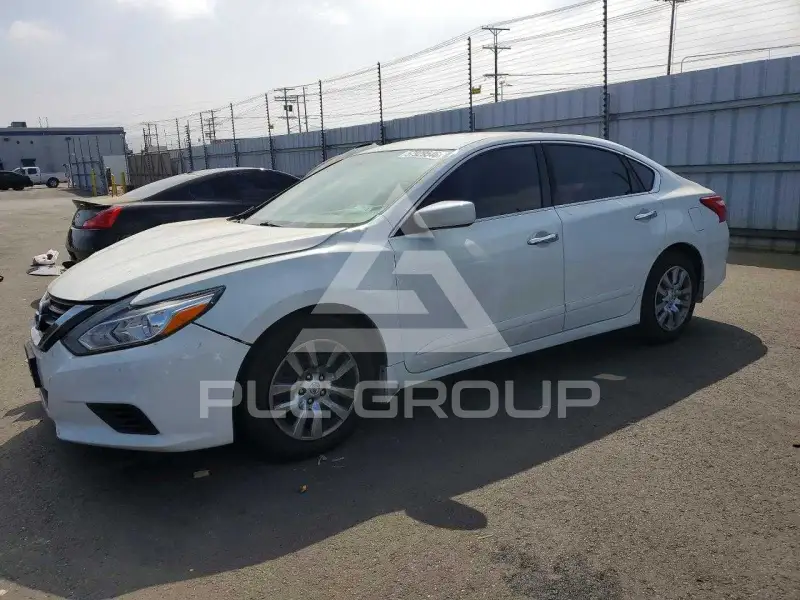 2017 Nissan ALTIMA фото