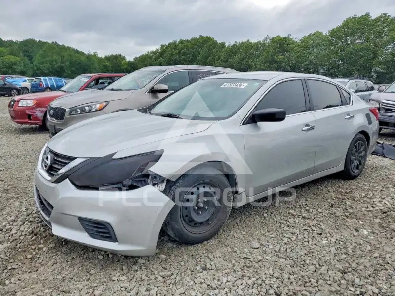 2017 Nissan ALTIMA фото