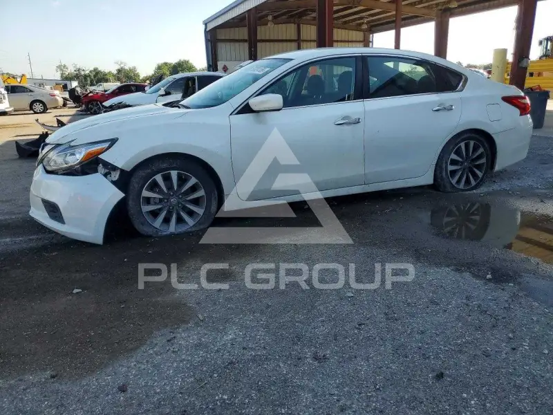 2017 Nissan ALTIMA фото