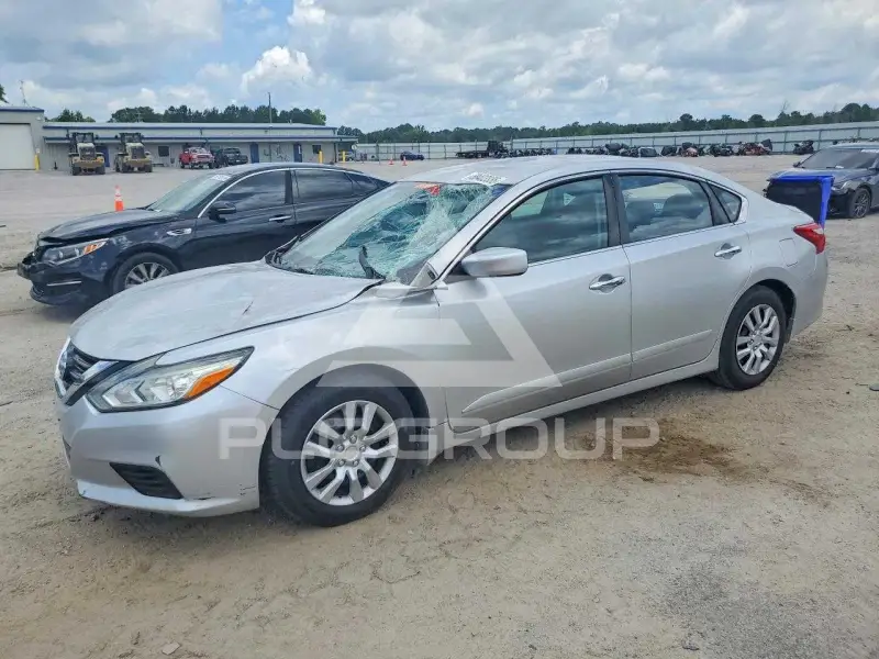 2017 Nissan ALTIMA фото