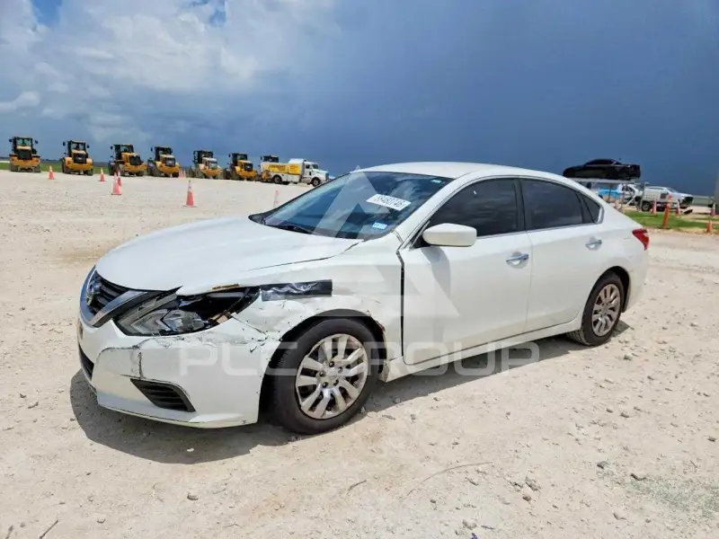 2017 Nissan ALTIMA фото