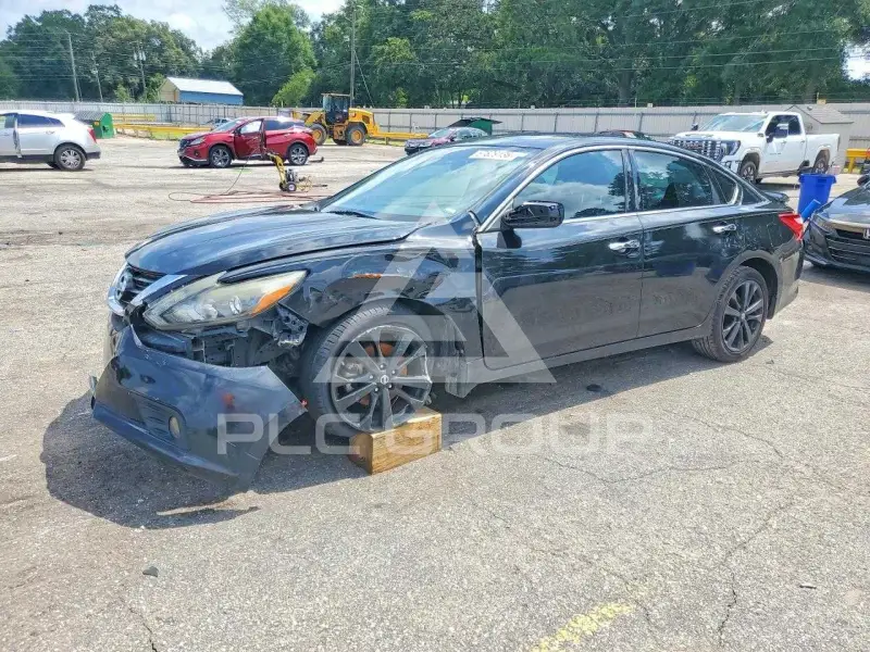 2017 Nissan ALTIMA фото