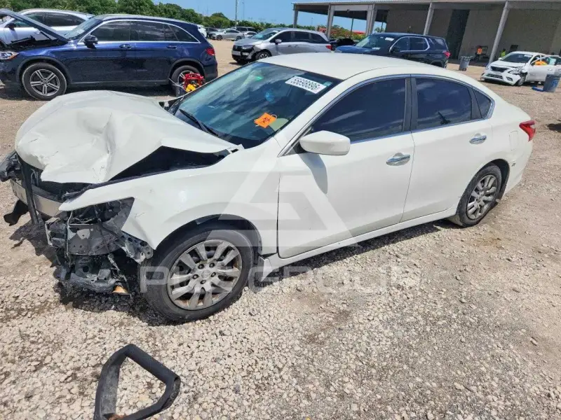 2017 Nissan ALTIMA фото