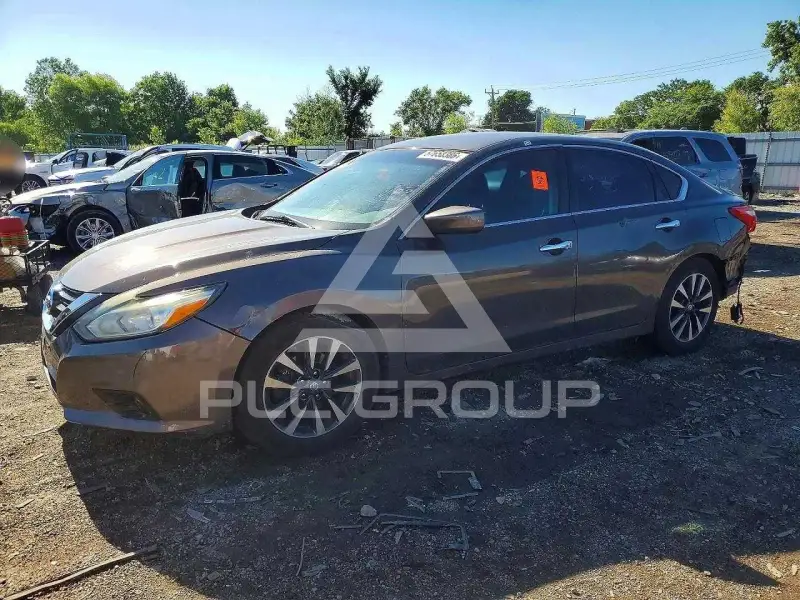 2017 Nissan ALTIMA фото