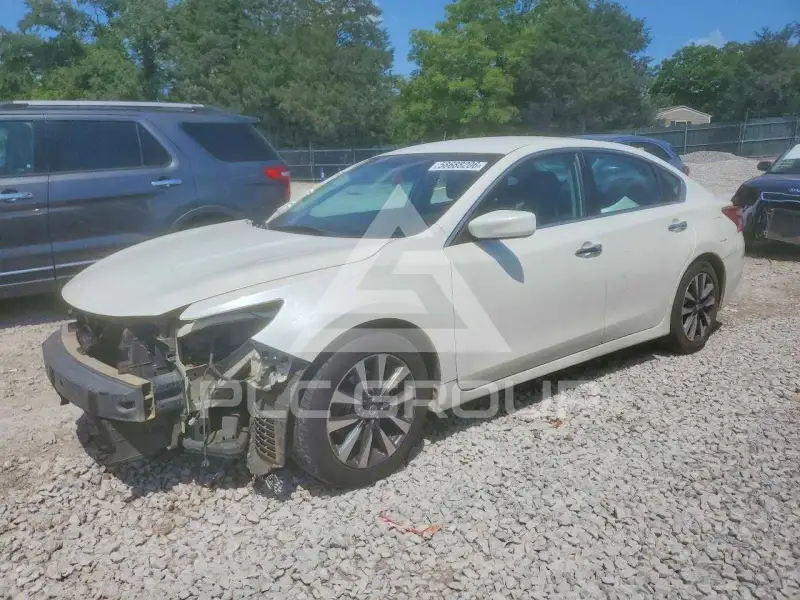 2017 Nissan ALTIMA фото