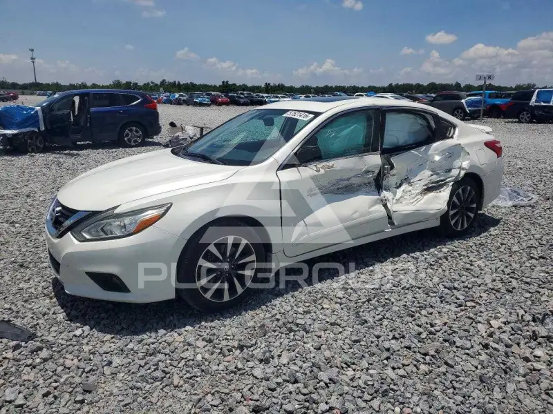 2017 Nissan ALTIMA фото