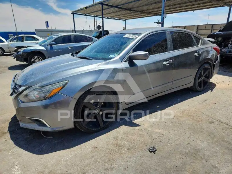 2017 Nissan ALTIMA фото