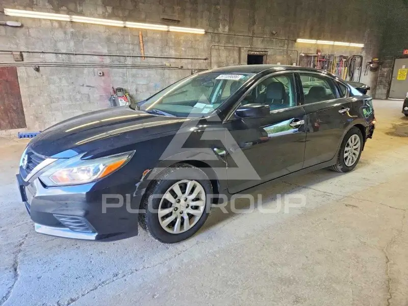 2017 Nissan ALTIMA photo