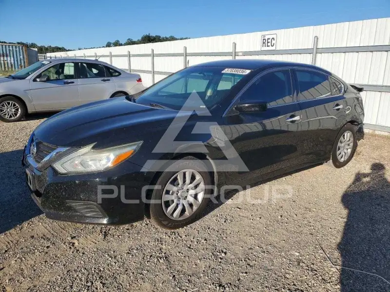 2017 Nissan ALTIMA фото
