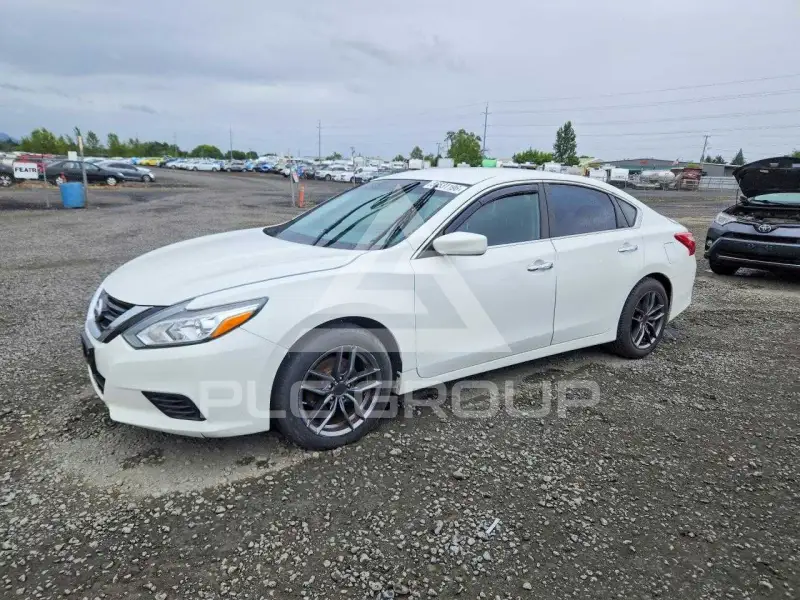 2017 Nissan ALTIMA фото
