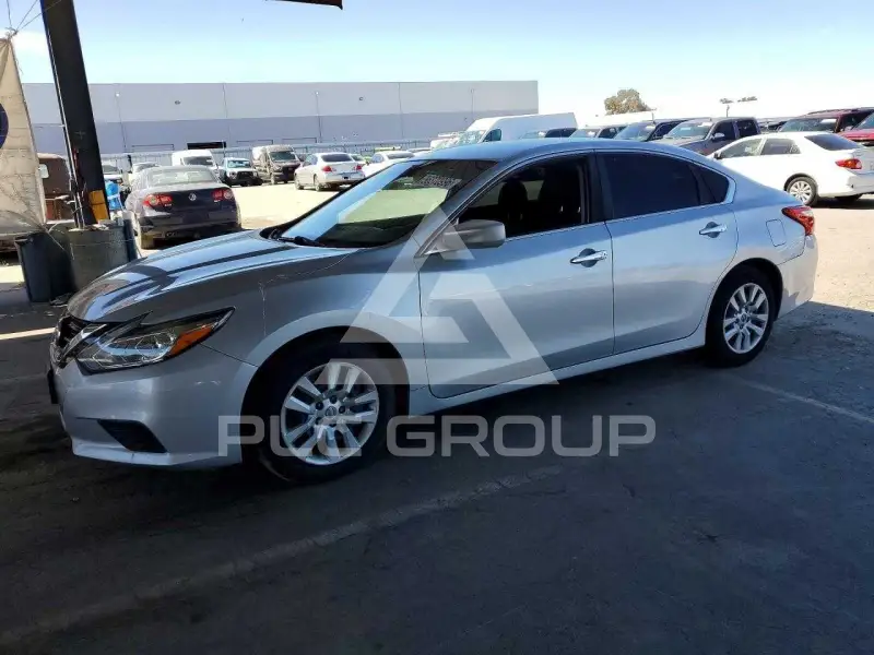 2017 Nissan ALTIMA фото