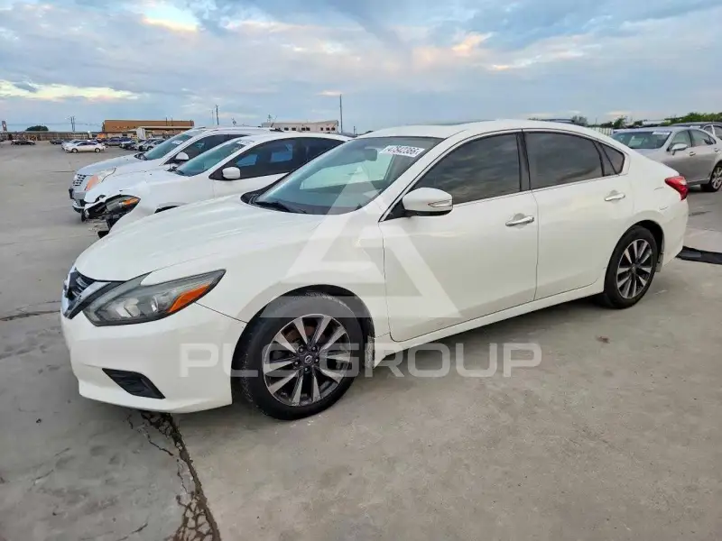 2017 Nissan ALTIMA фото