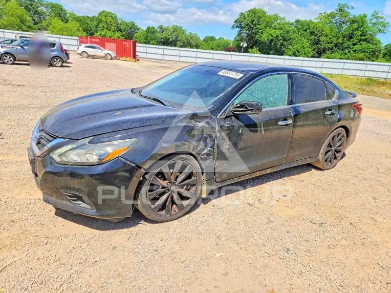 2017 Nissan ALTIMA фото