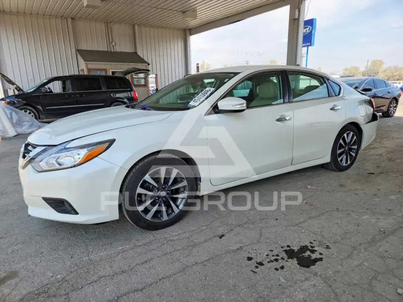 2017 Nissan ALTIMA фото
