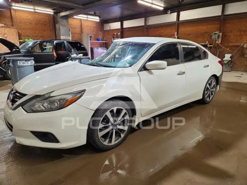 2017 Nissan ALTIMA фото