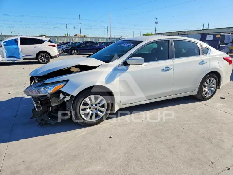 2017 Nissan ALTIMA фото