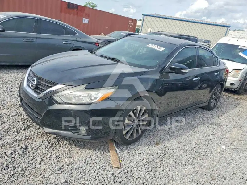 2017 Nissan ALTIMA фото