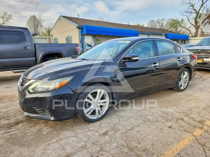 2017 Nissan ALTIMA фото
