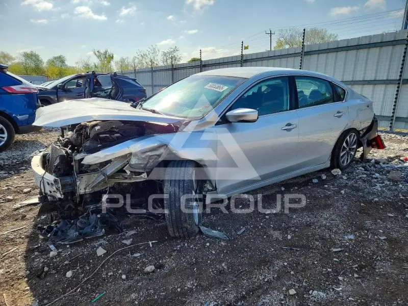 2017 Nissan ALTIMA фото