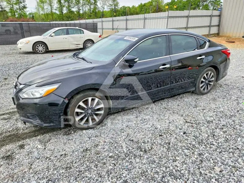 2017 Nissan ALTIMA photo