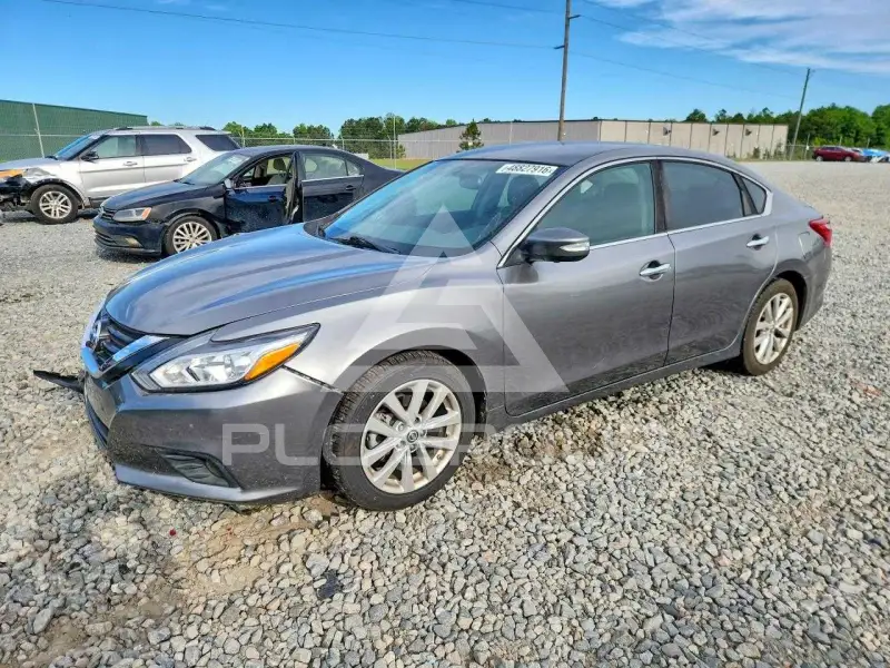 2017 Nissan ALTIMA фото