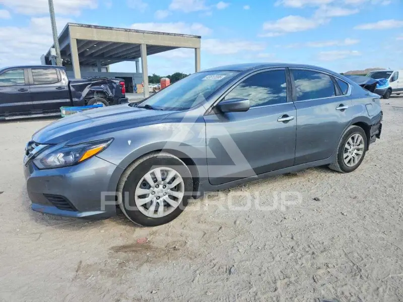 2017 Nissan ALTIMA фото