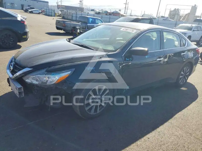 2017 Nissan ALTIMA фото