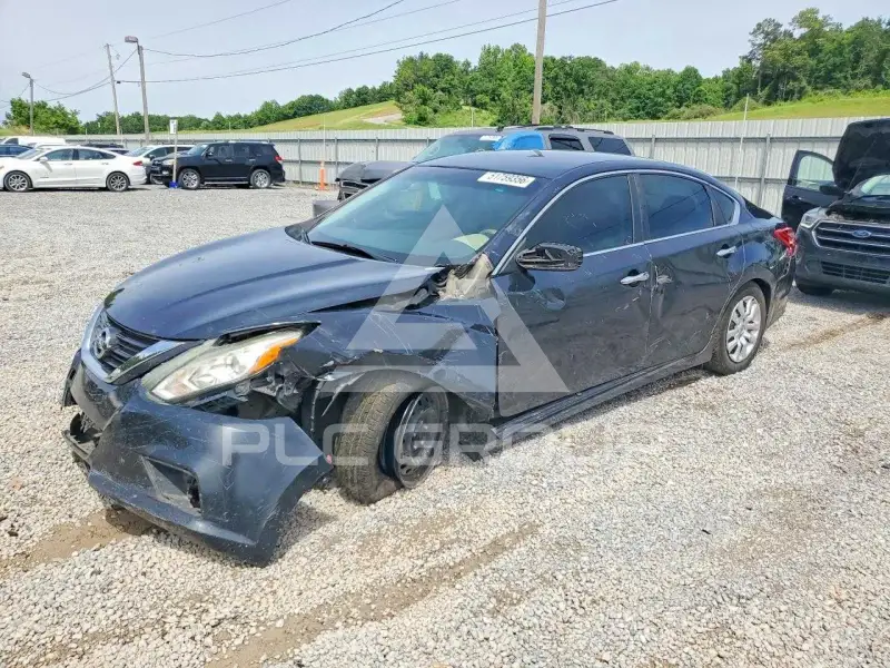 2017 Nissan ALTIMA фото