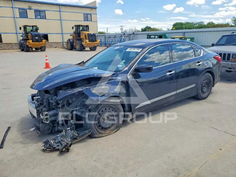 2017 Nissan ALTIMA фото