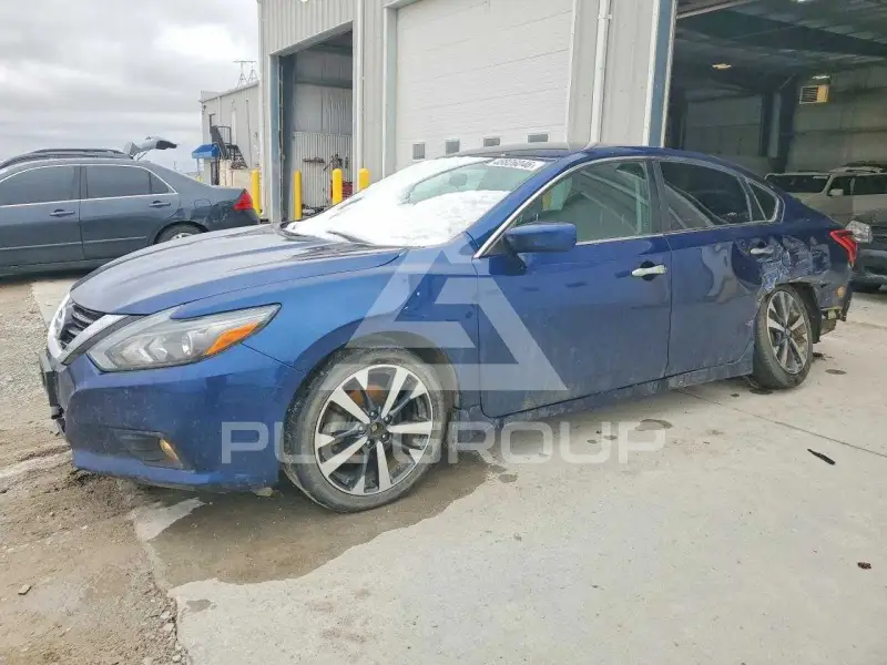 2017 Nissan ALTIMA photo