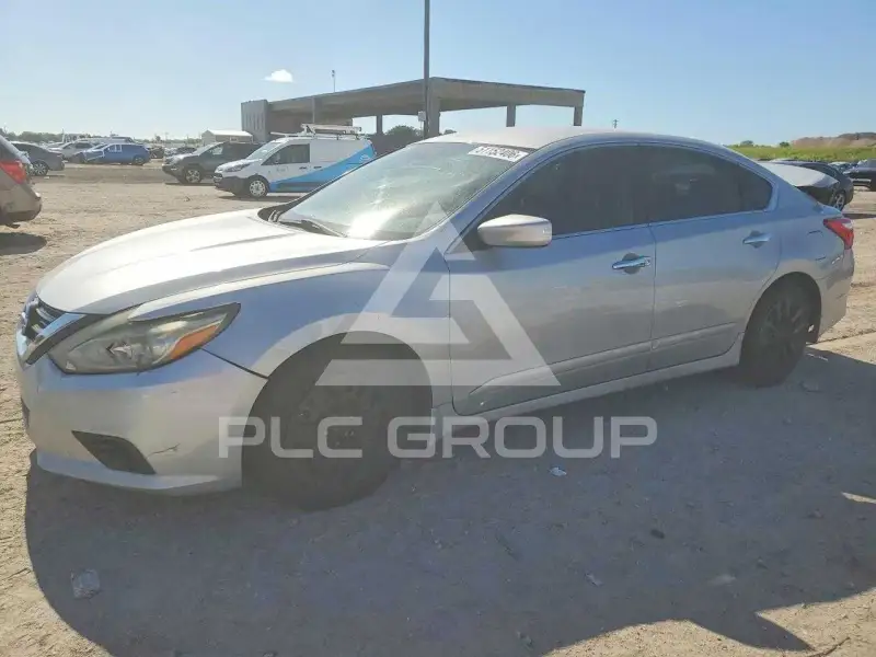 2017 Nissan ALTIMA фото