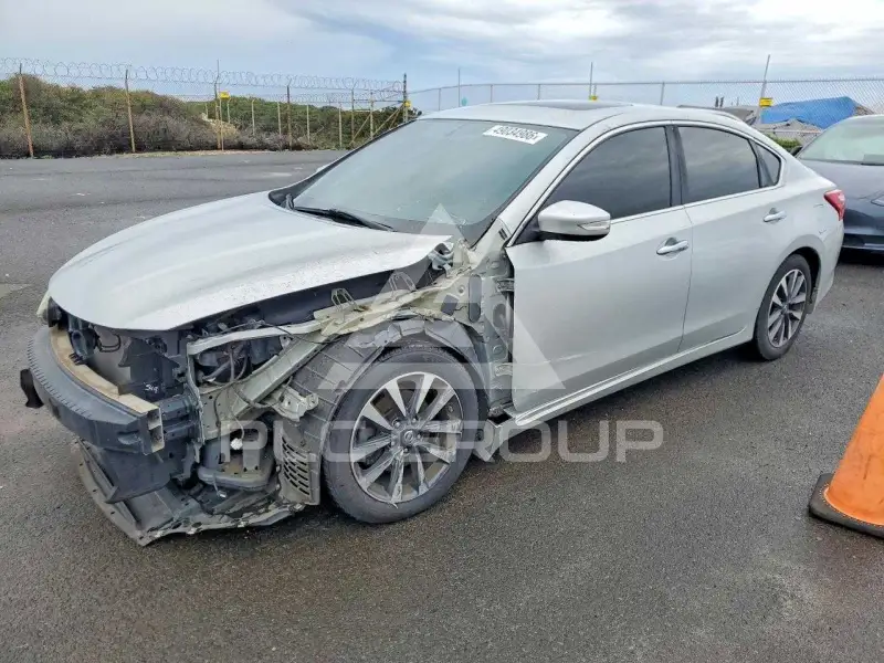 2017 Nissan ALTIMA photo