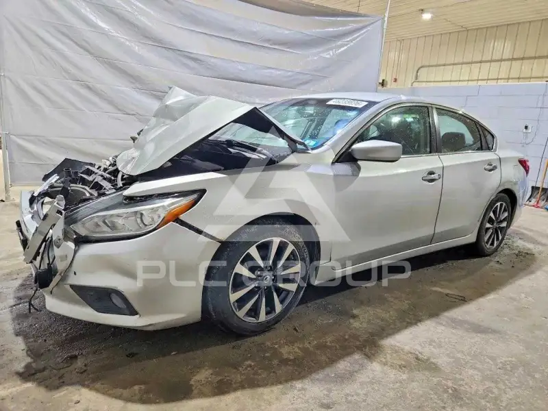 2017 Nissan ALTIMA фото
