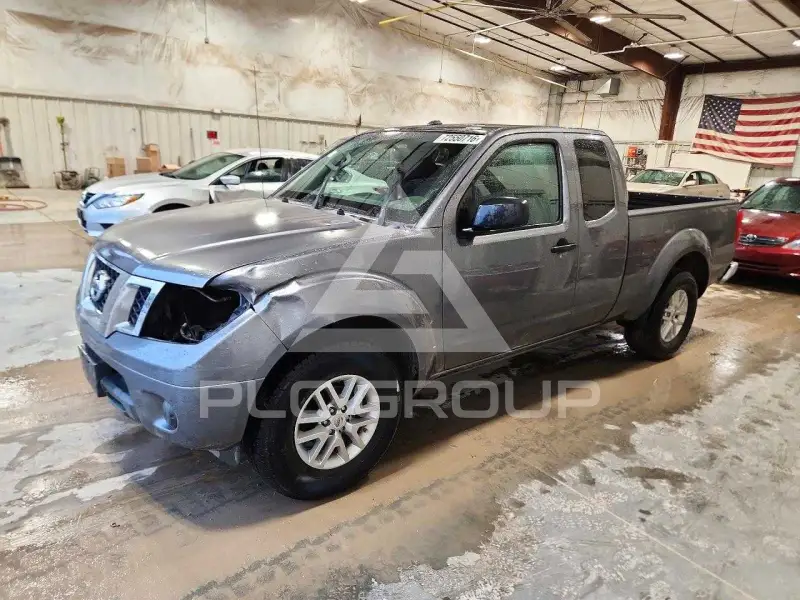 2017 Nissan FRONTIER фото