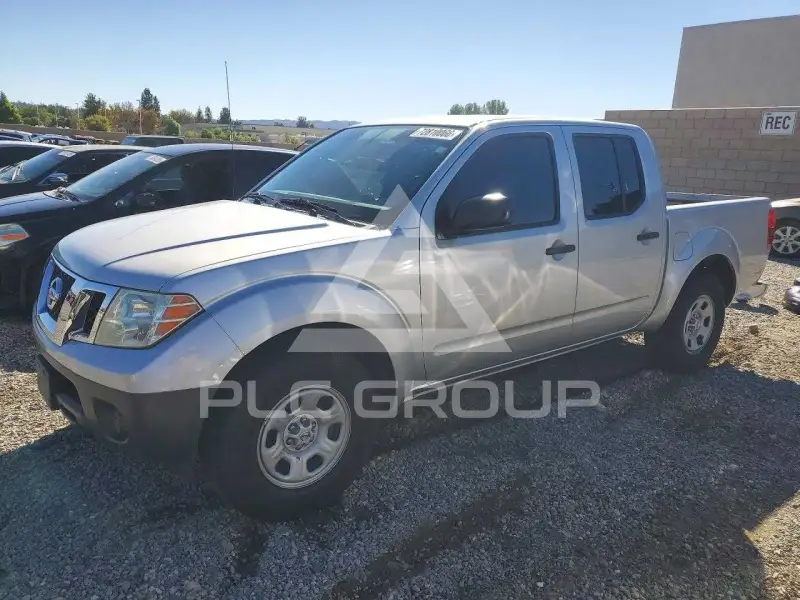 2017 Nissan FRONTIER фото